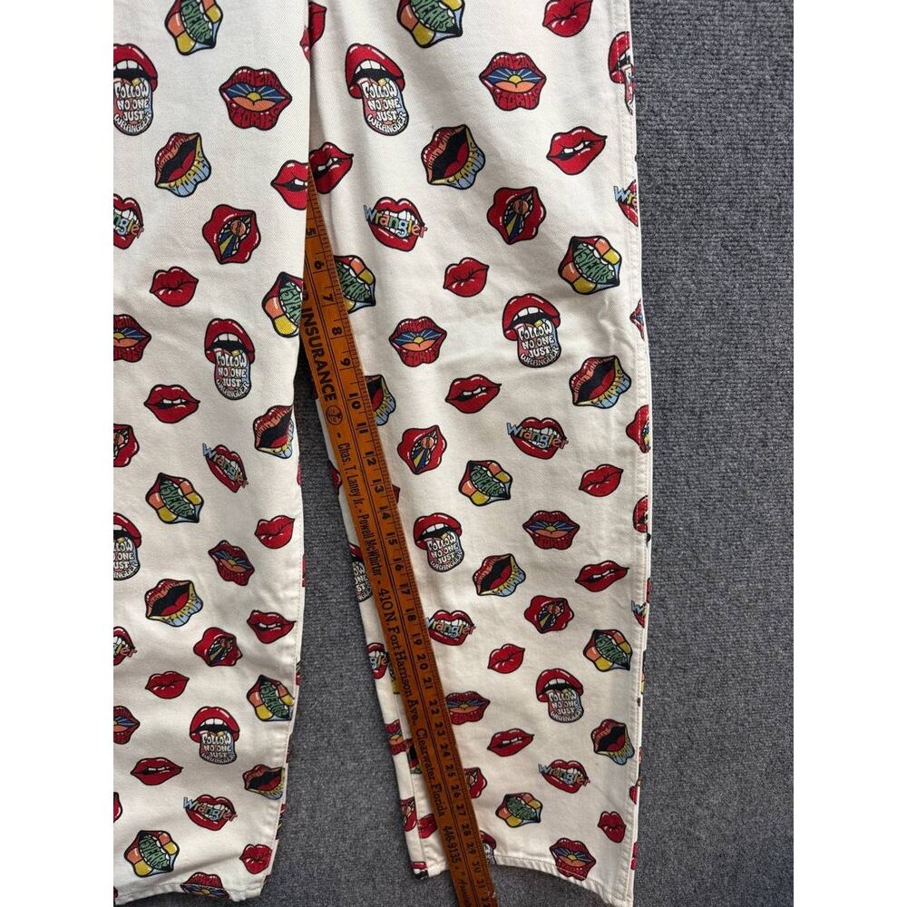 Wrangler High-Rise White Jeans with Red Lips Print - Picture 5 of 13